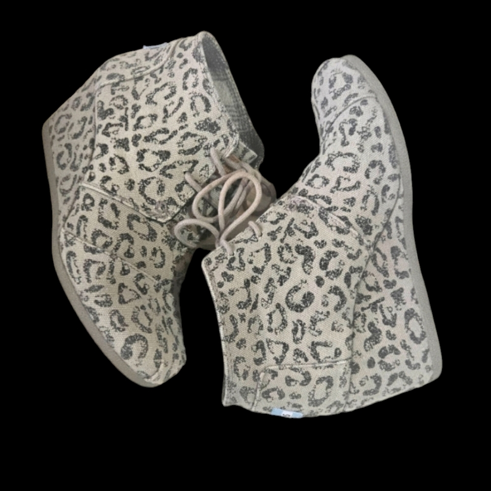 Toms Leopard Wedge Booties